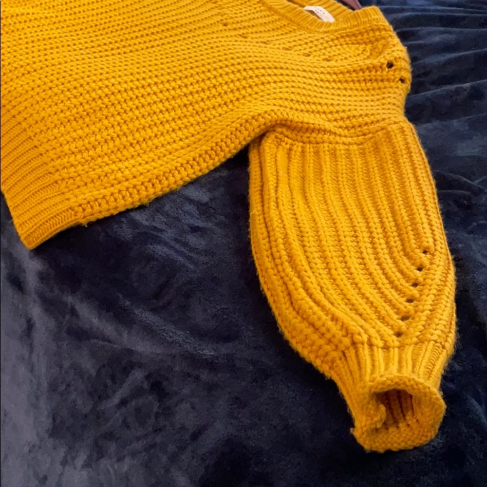 Yellow “Eloide” Sweater